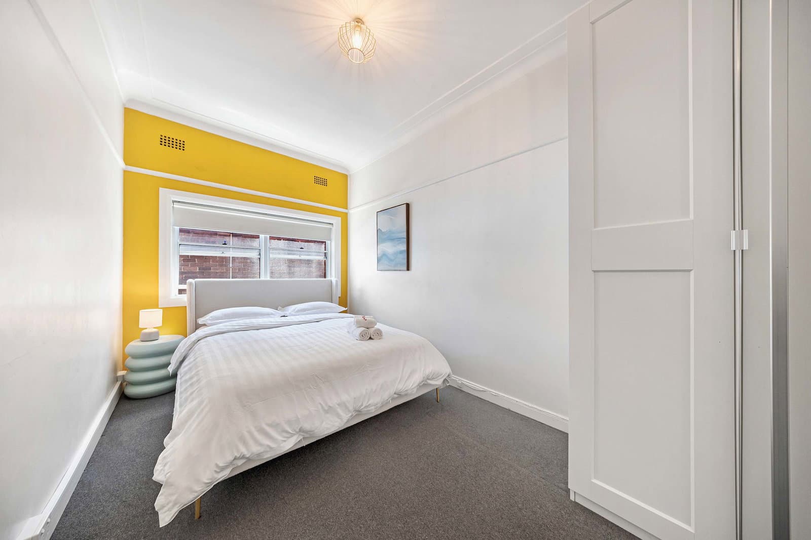 Furnished 2 Bedroom Apartment in Earlwood