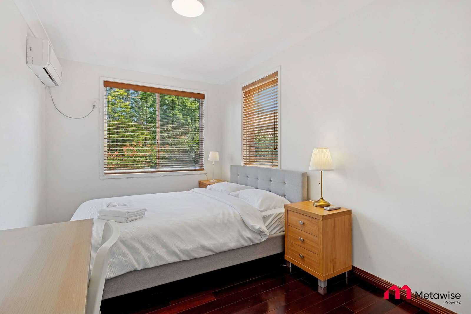 Furnished 1 Bedroom House in Castle Hill