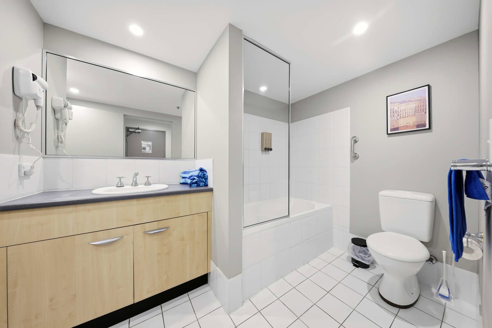 Furnished 1 Bedroom Apartment in Cronulla