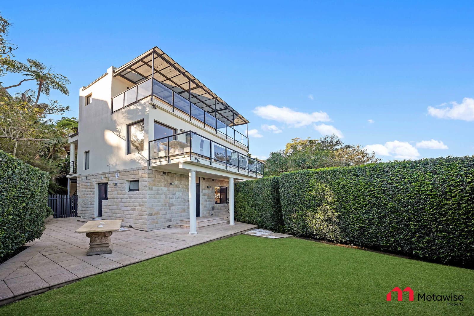 Furnished 6 Bedroom House in Seaforth