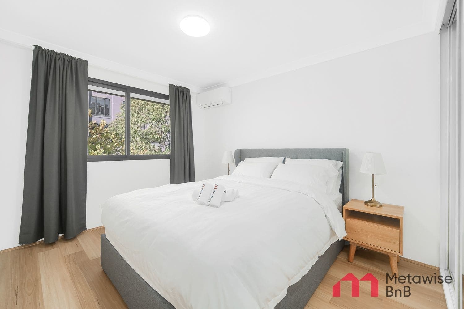Furnished 1 Bedroom Apartment in Pyrmont