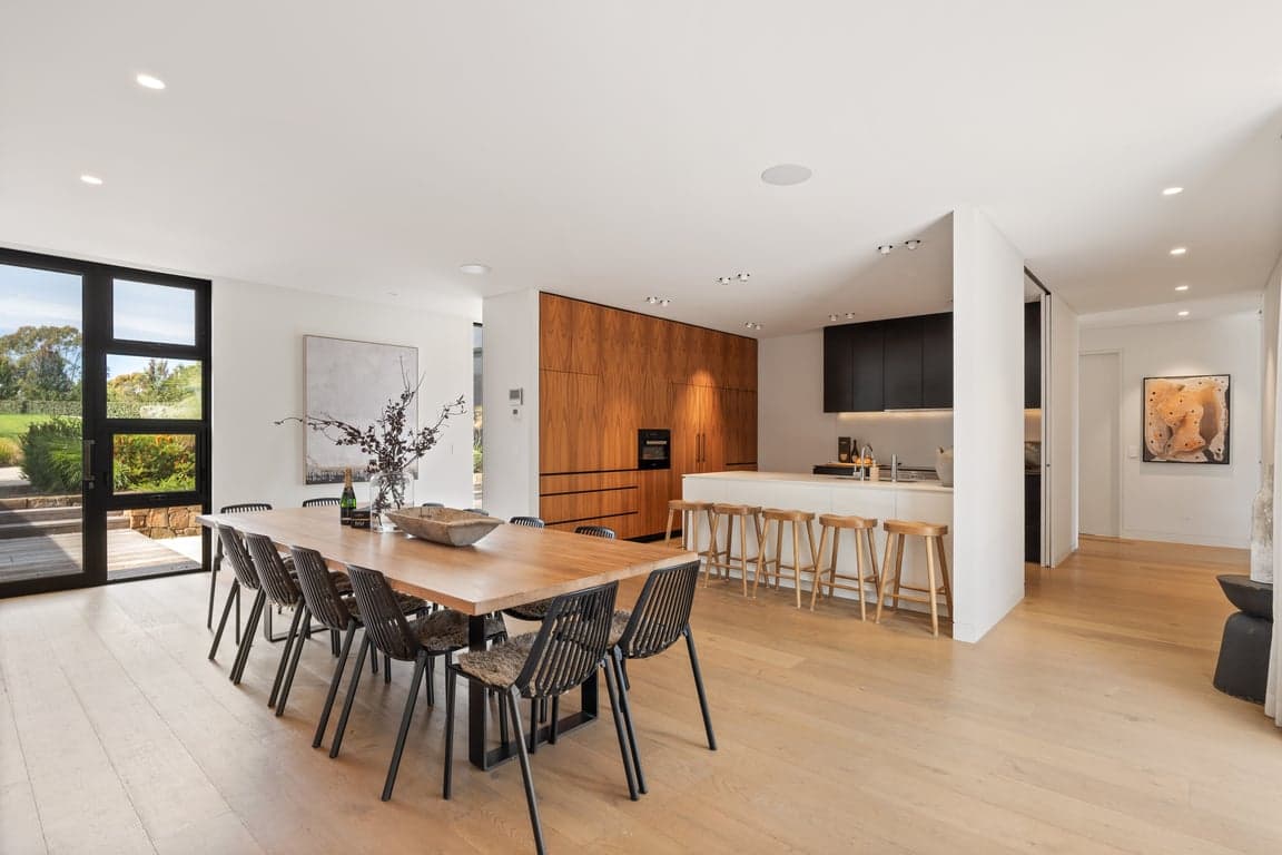 Furnished 6 Bedroom House in Exeter