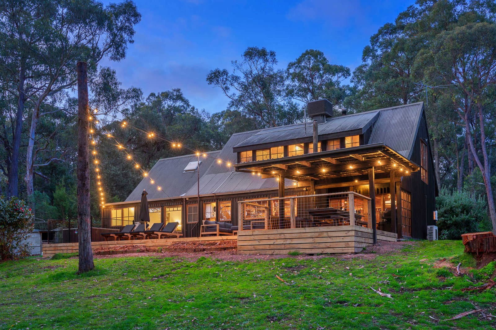 Furnished 5 Bedroom House in Toolangi