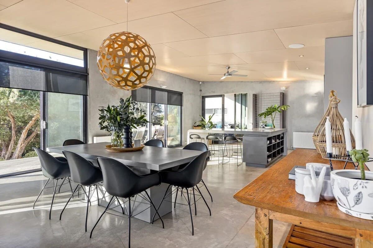 Furnished 5 Bedroom House in Portsea