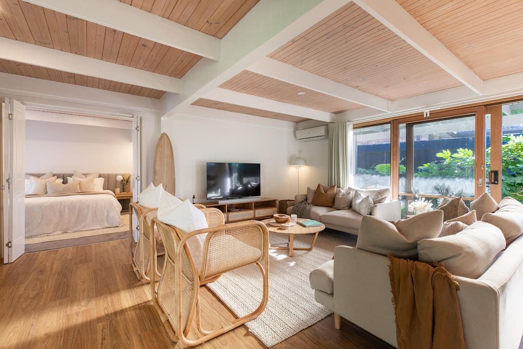 Furnished 5 Bedroom House in Rosebud