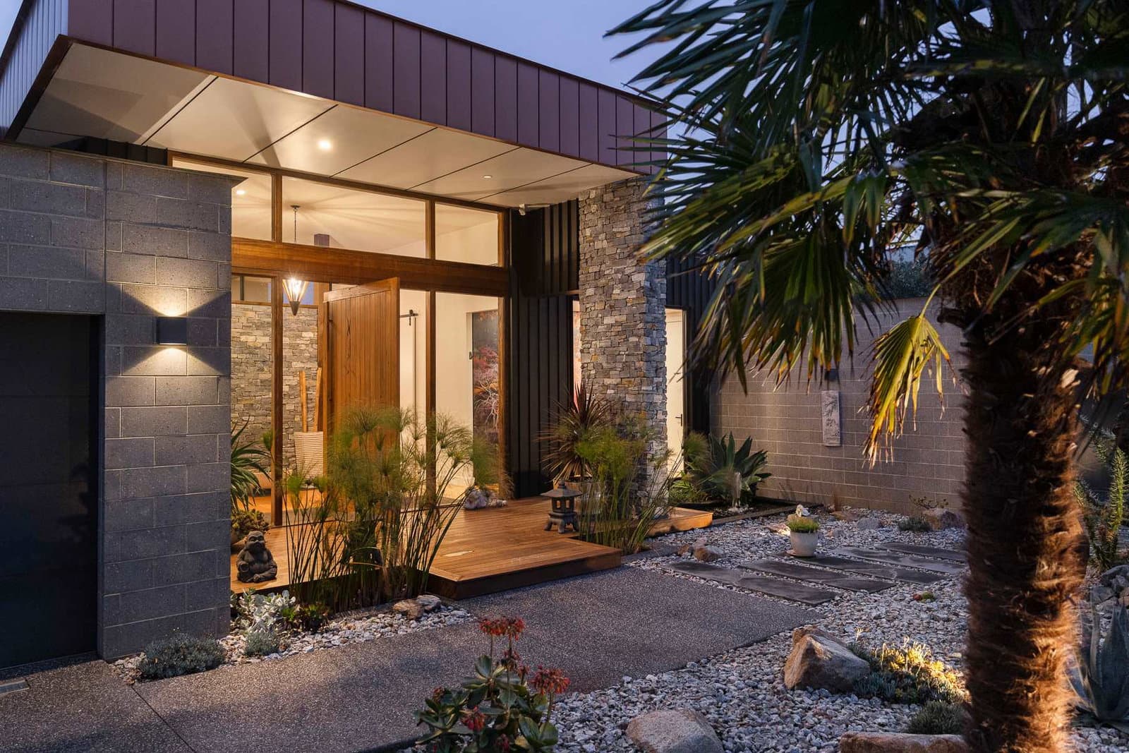 Furnished 4 Bedroom House in Mornington