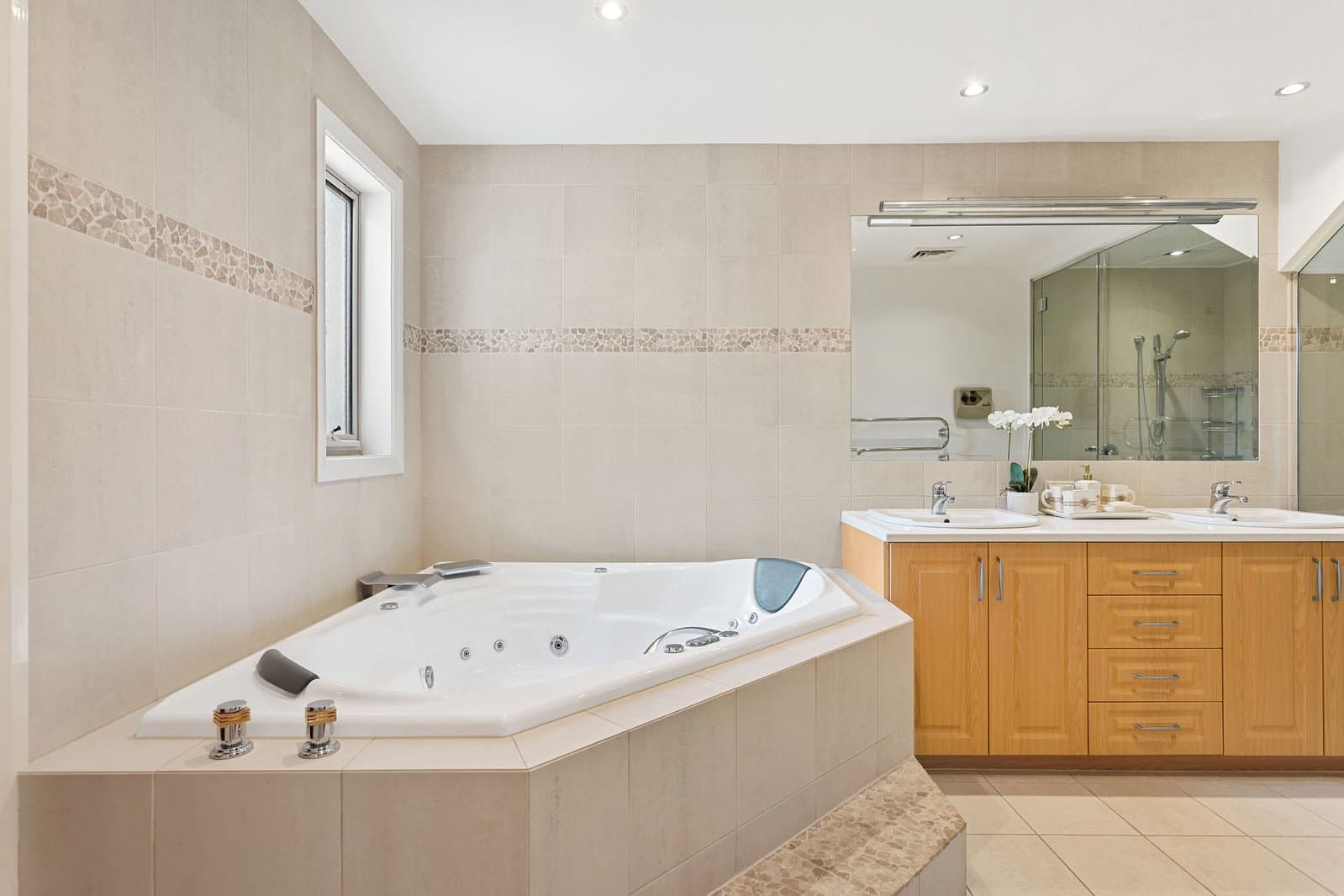 Furnished 4 Bedroom House in Mount Martha