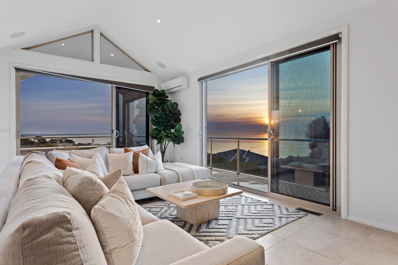 Furnished 4 Bedroom House in Mount Martha
