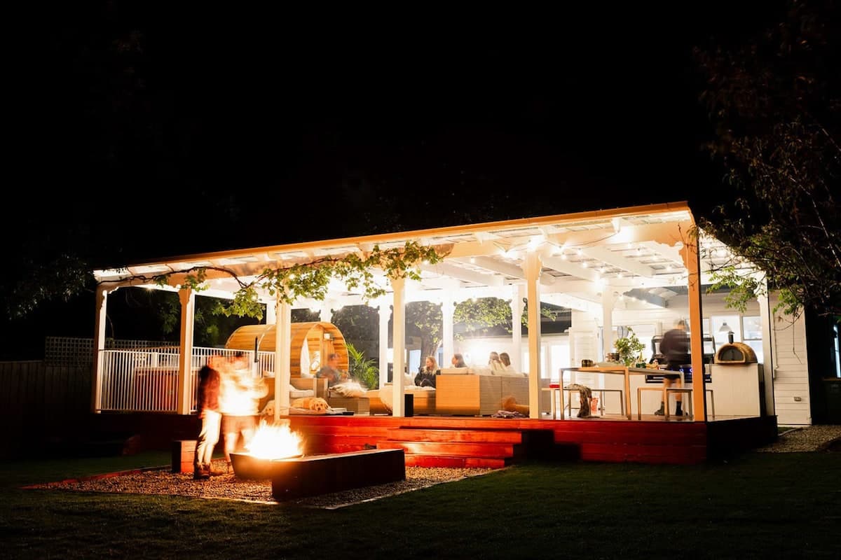 Furnished 6 Bedroom House in Yarra Glen