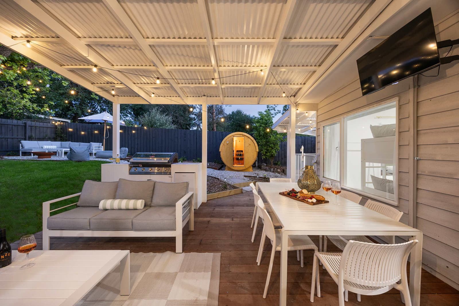 Furnished 6 Bedroom House in Yarra Glen