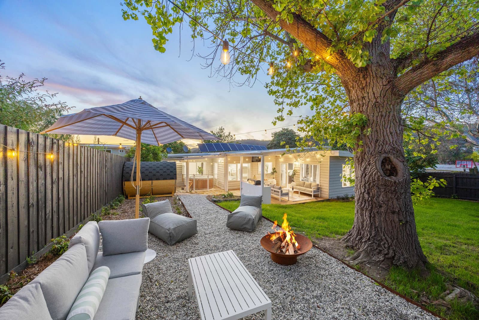 Furnished 6 Bedroom House in Yarra Glen