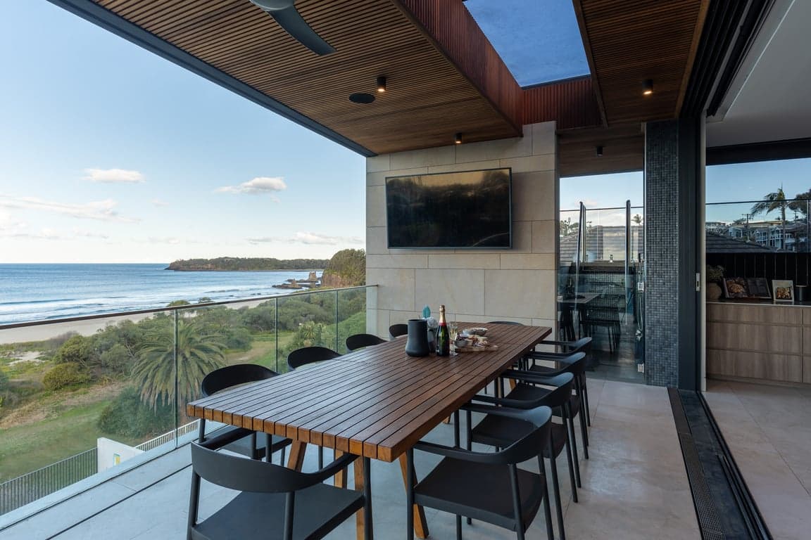 Furnished 4 Bedroom House in Kiama Downs