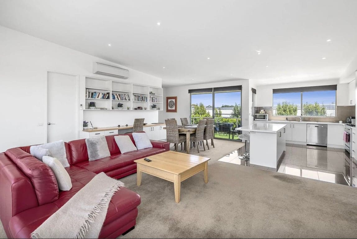Furnished 3 Bedroom House in Torquay