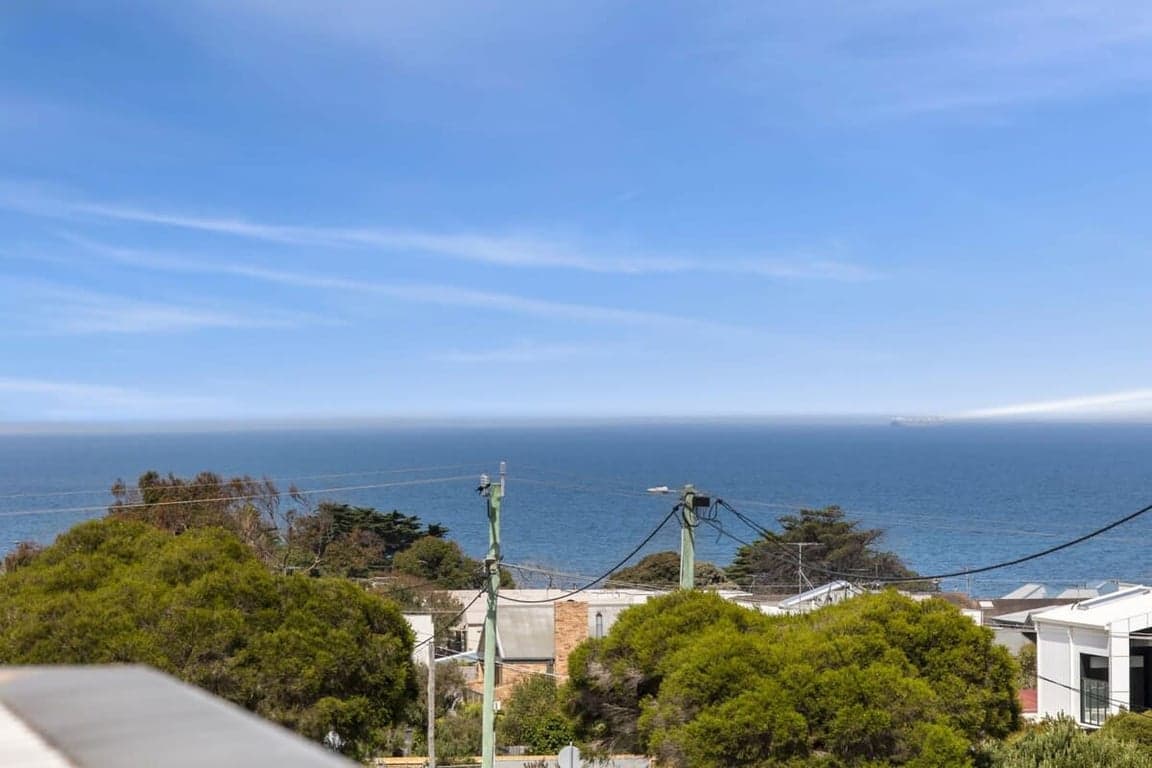 Furnished 3 Bedroom House in Torquay