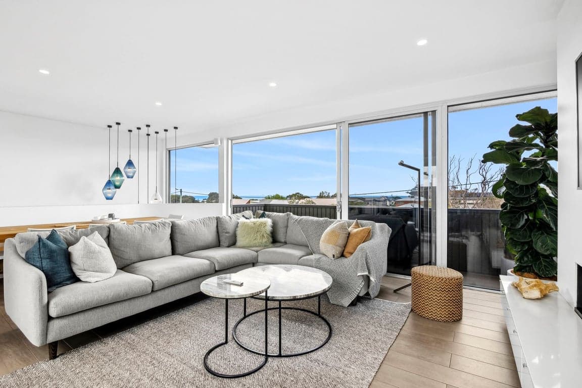 Furnished 3 Bedroom House in Torquay
