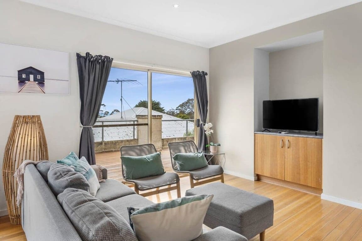 Furnished 4 Bedroom House in Torquay