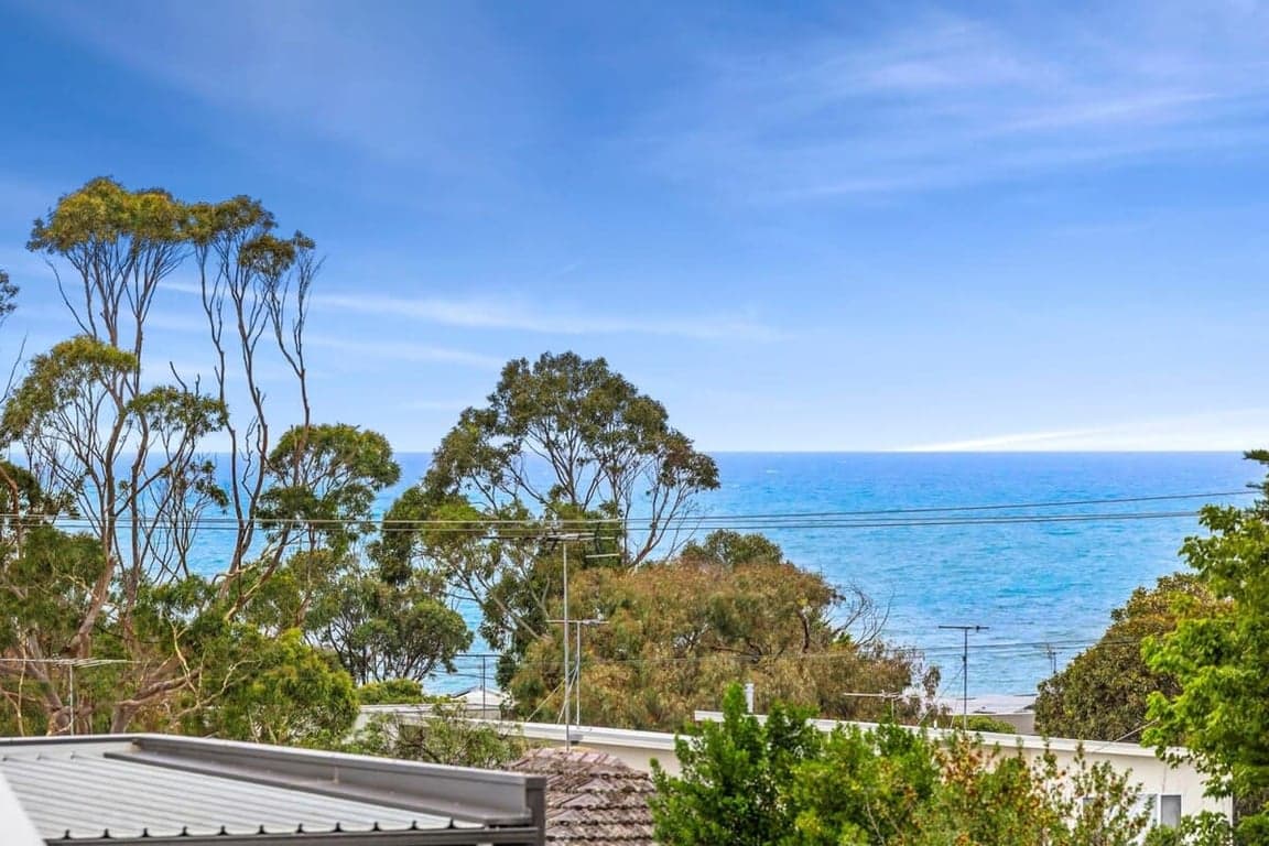 Furnished 4 Bedroom House in Torquay