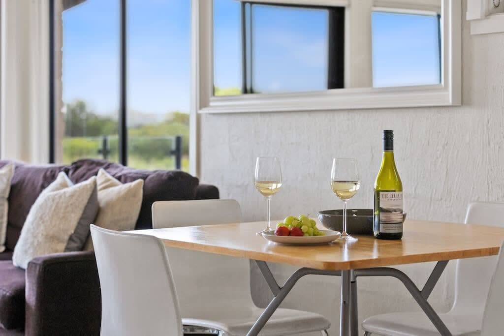 Furnished 2 Bedroom House in Torquay