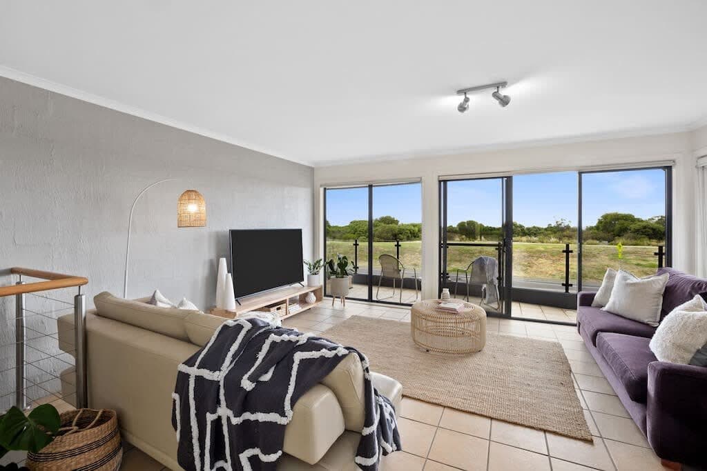 Furnished 2 Bedroom House in Torquay