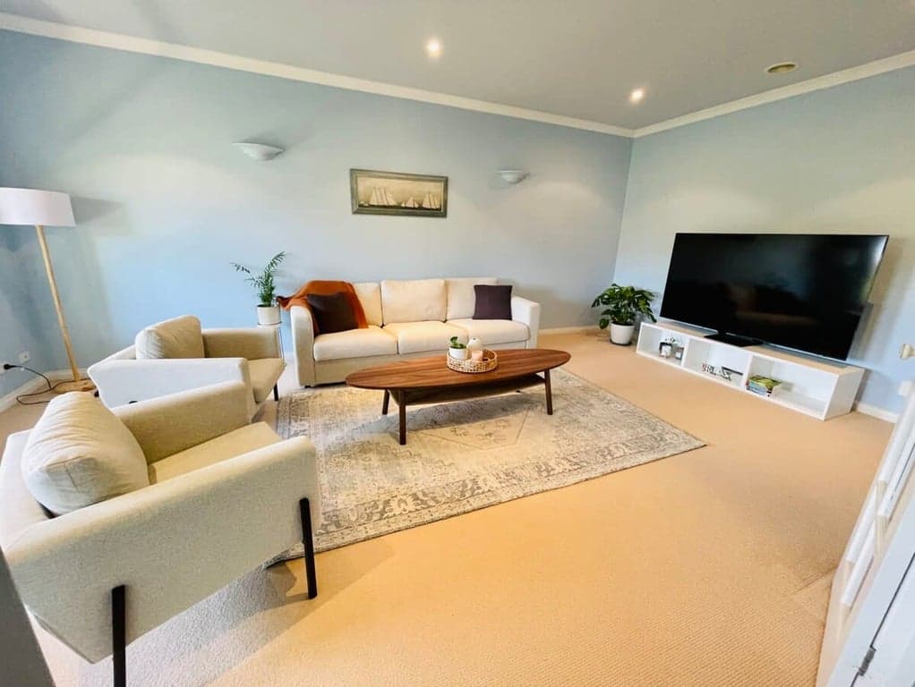 Furnished 4 Bedroom House in Torquay