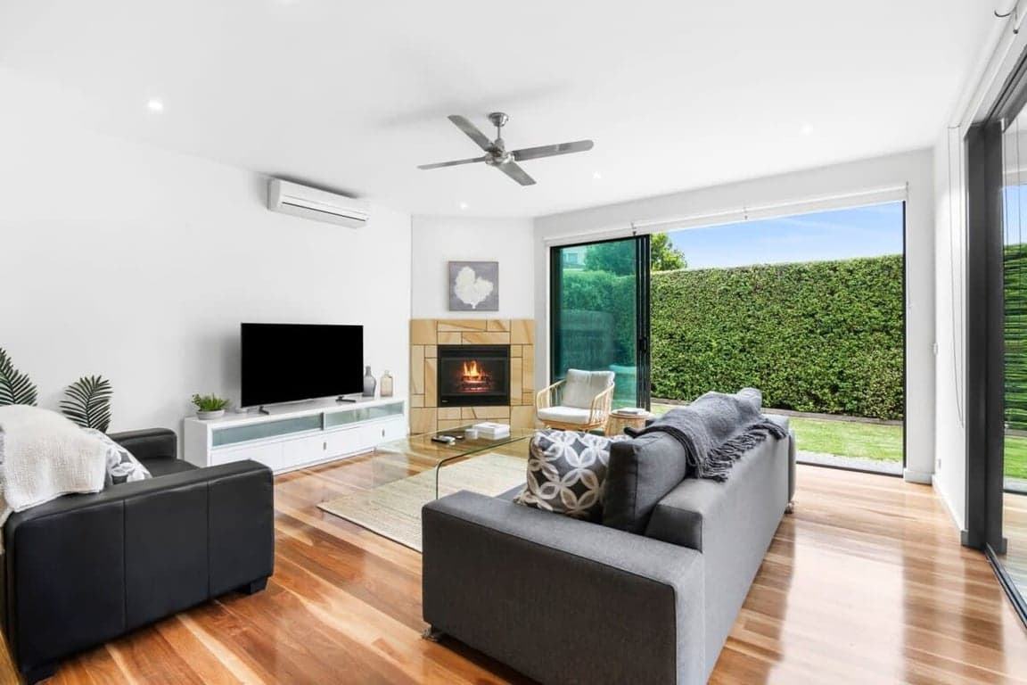 Furnished 3 Bedroom House in Torquay