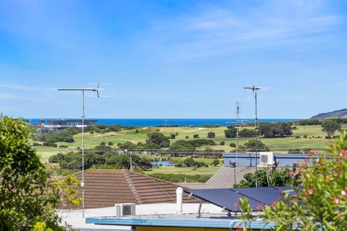 Furnished 3 Bedroom House in Torquay