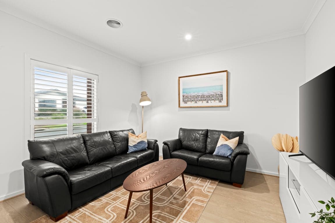 Furnished 4 Bedroom House in Torquay