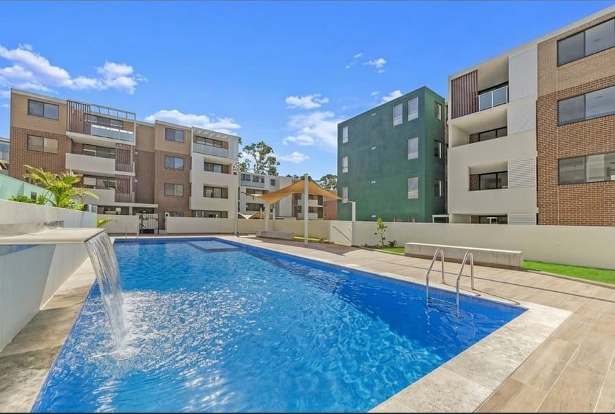 Furnished 1 Bedroom Apartment in Box Hill