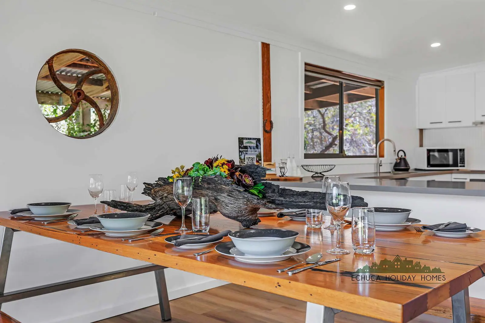 Furnished 4 Bedroom House in Echuca