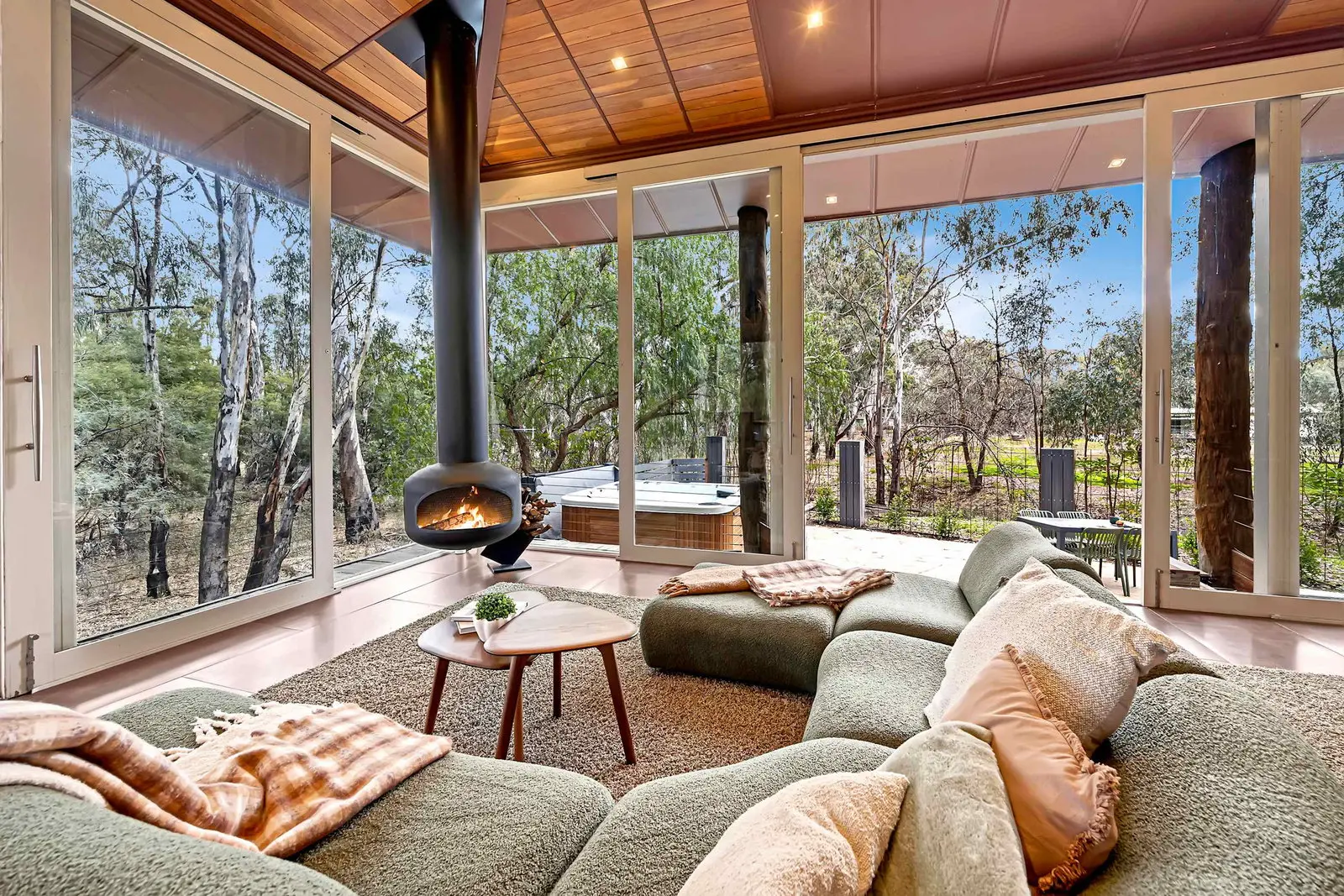 Furnished 4 Bedroom House in Moama