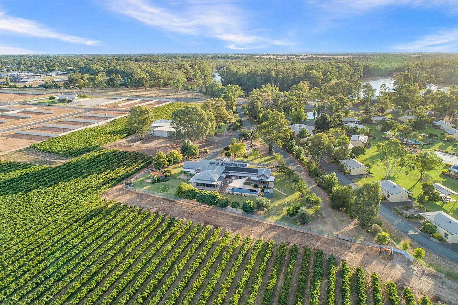 Furnished 5 Bedroom House in Moama