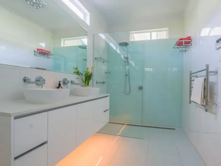 Furnished 4 Bedroom House in Echuca