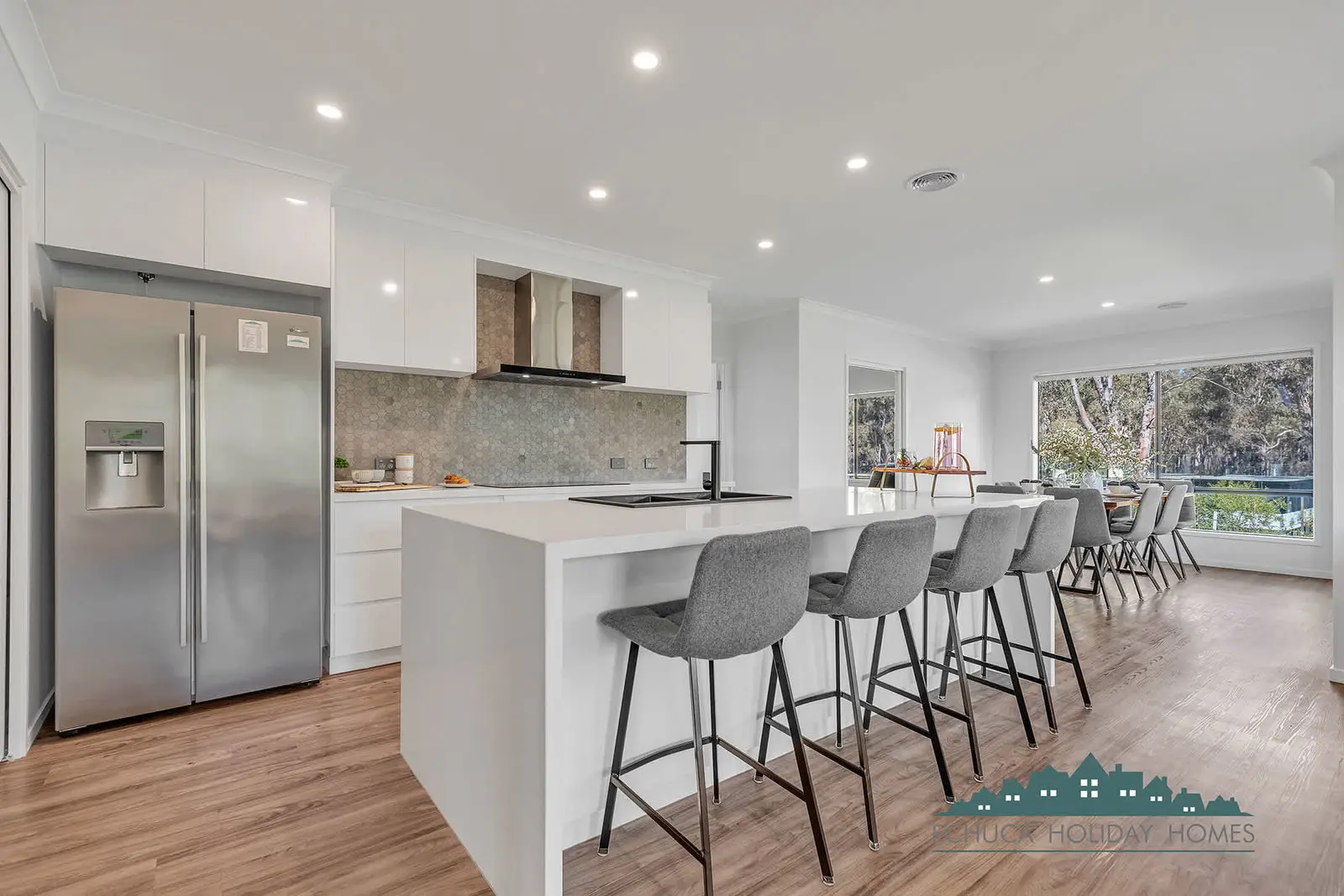 Furnished 5 Bedroom House in Moama