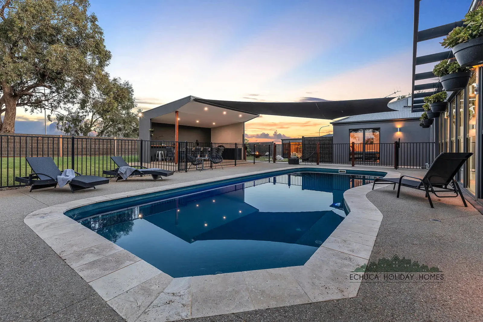 Furnished 5 Bedroom House in Moama