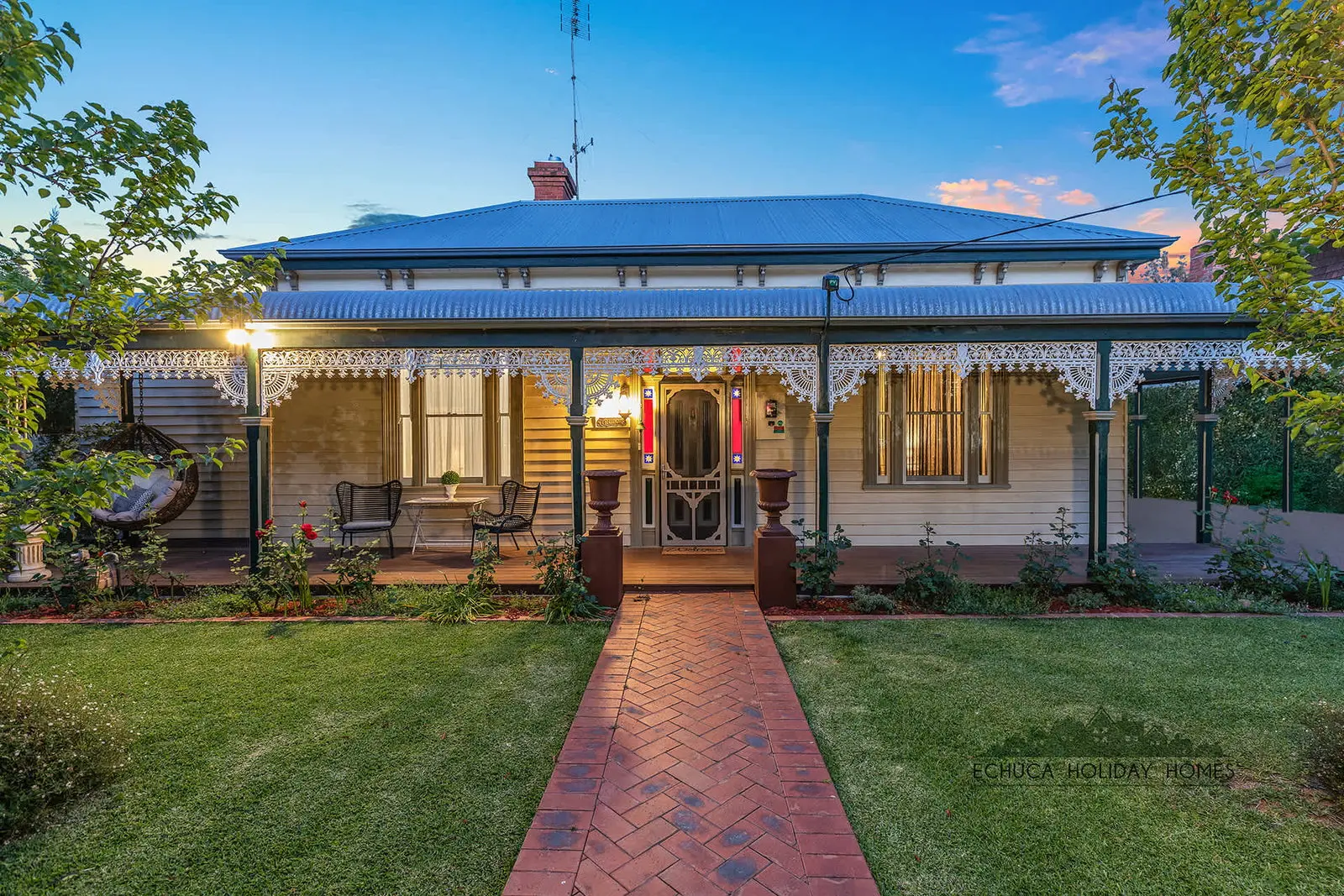 Furnished 4 Bedroom House in Echuca